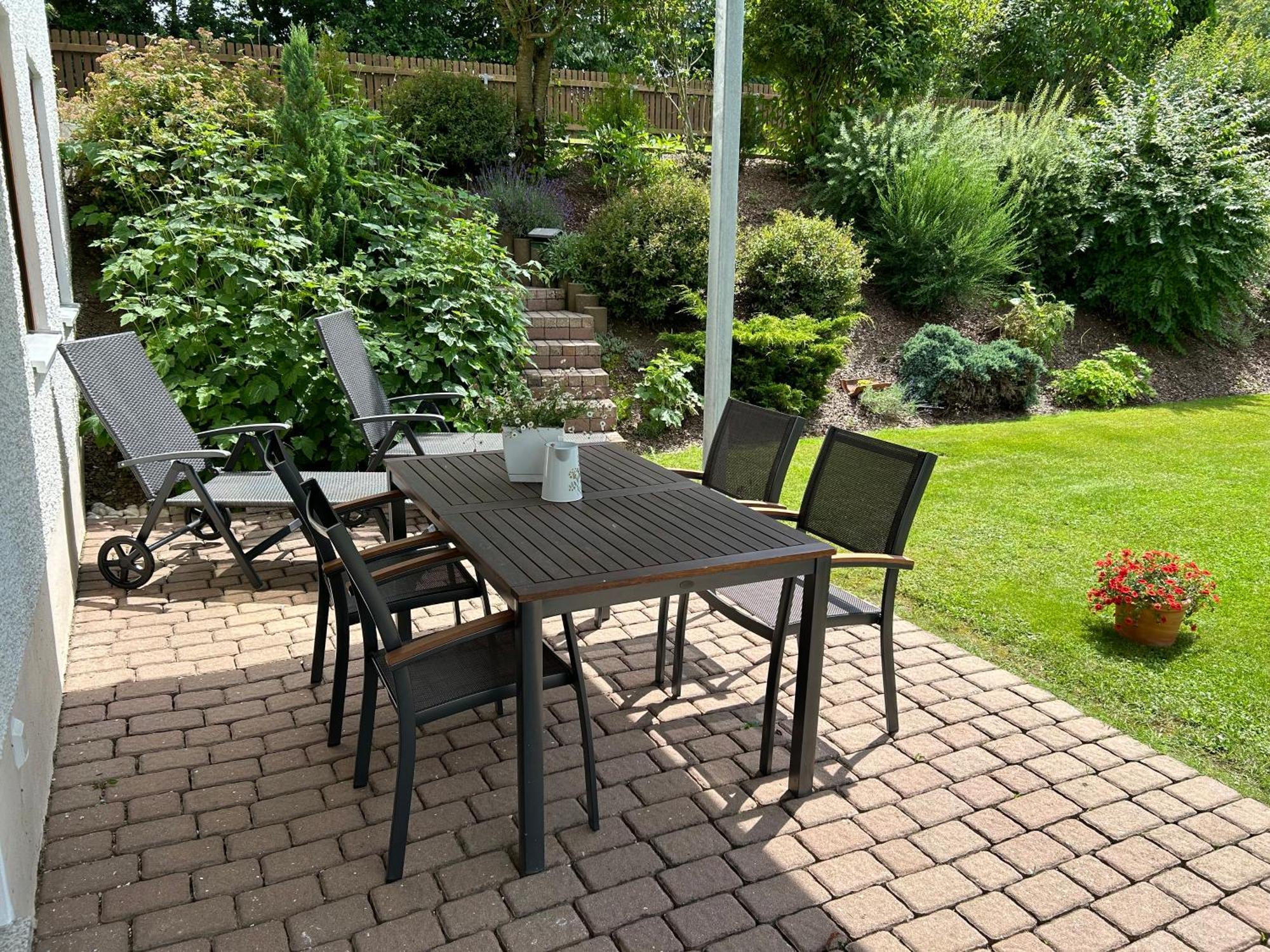 פוהנשטראוס Ruhige Ferienwohnung Mit Terrasse Fuer 2 Personen מראה חיצוני תמונה
