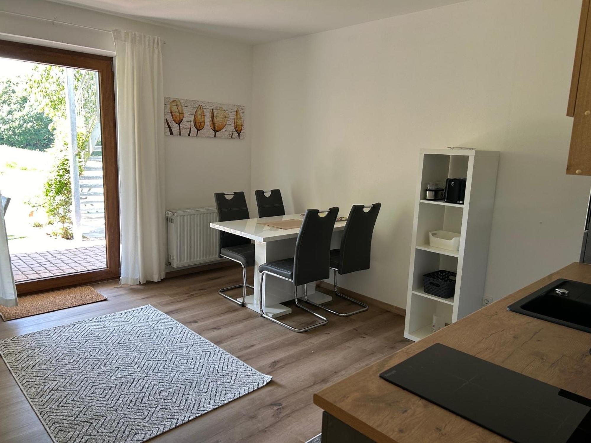 פוהנשטראוס Ruhige Ferienwohnung Mit Terrasse Fuer 2 Personen מראה חיצוני תמונה