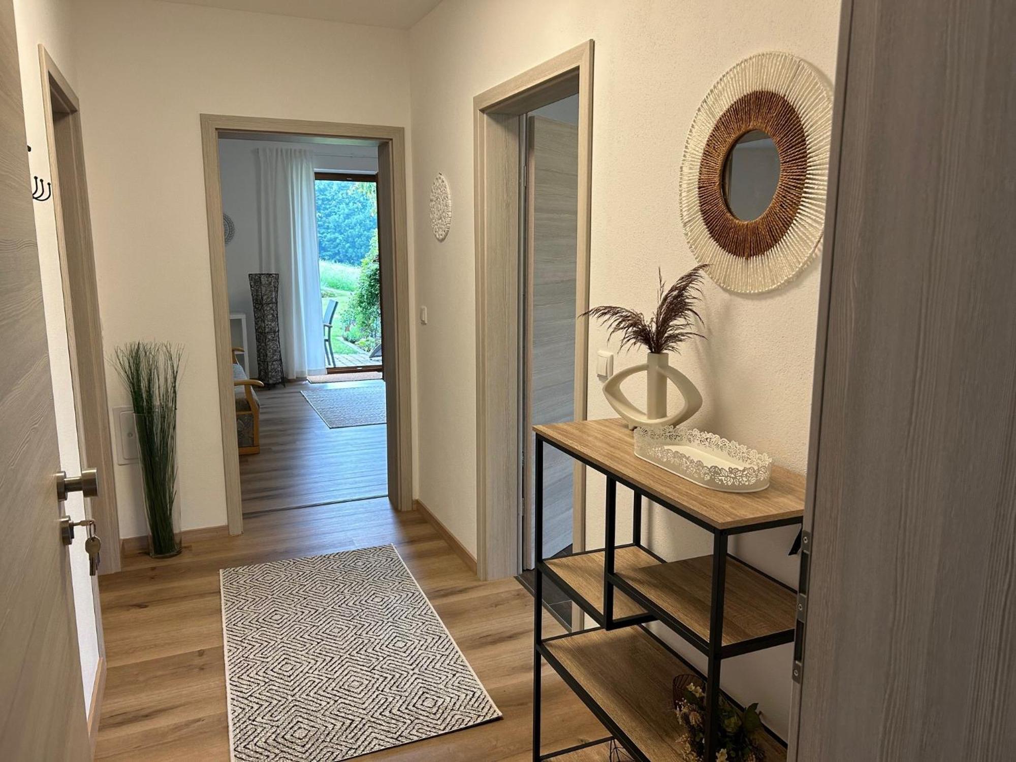 פוהנשטראוס Ruhige Ferienwohnung Mit Terrasse Fuer 2 Personen מראה חיצוני תמונה