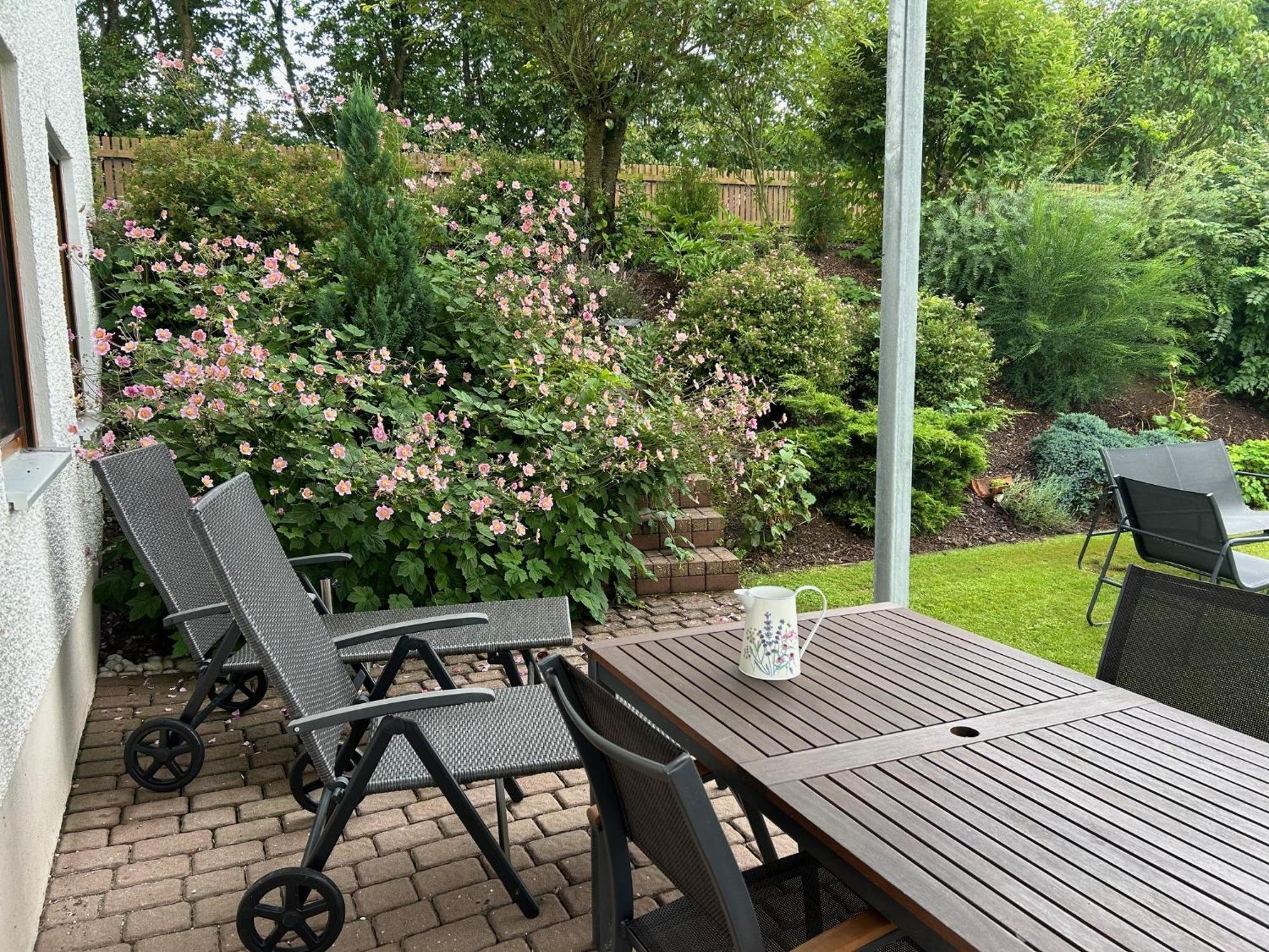 פוהנשטראוס Ruhige Ferienwohnung Mit Terrasse Fuer 2 Personen מראה חיצוני תמונה